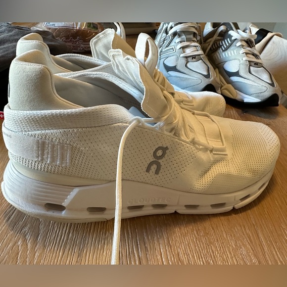 Cloudnova - Picture 2 of 6